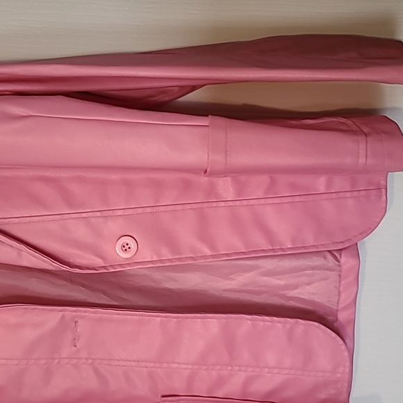 Pink blazer with one button - Picture 2 of 10